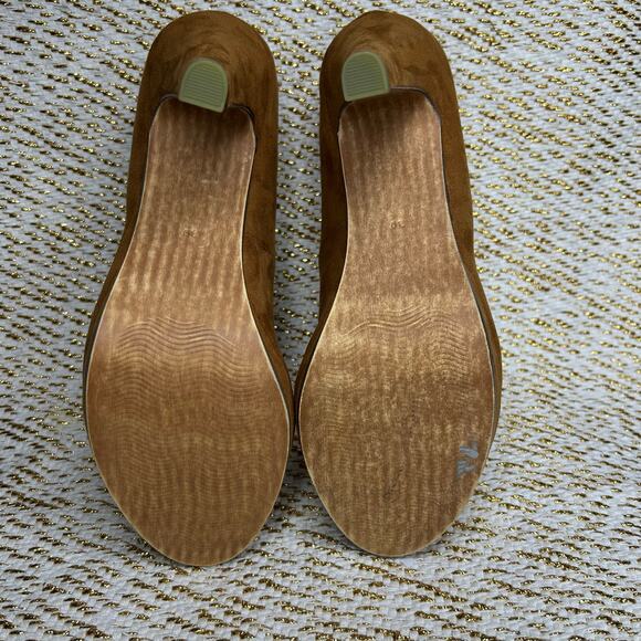 Marco Tozzi Suede Heels-UK6/39/US8-New, Brown 4” heel .5”‎ platform - Picture 6 of 6
